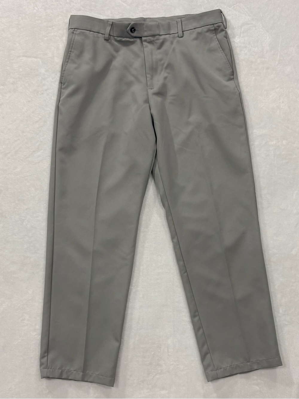 IZOD Golf Classic Gray Polyester Pants Men’s Size 36x32